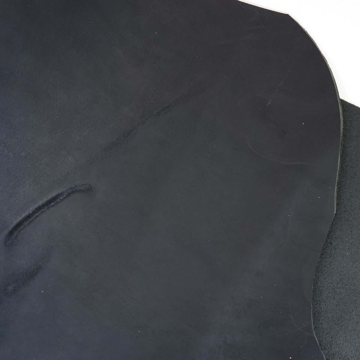 MBC.Matte Black.3.jpg Matte Buffalo Culattas Image